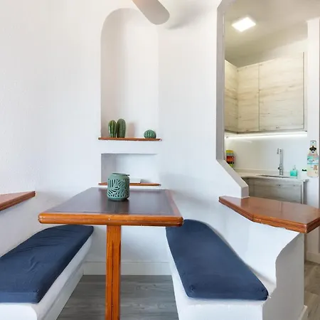 Home2book Paradise Ocean View * 아데제